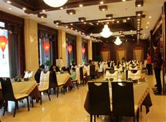 宾馆餐厅大厅.jpg