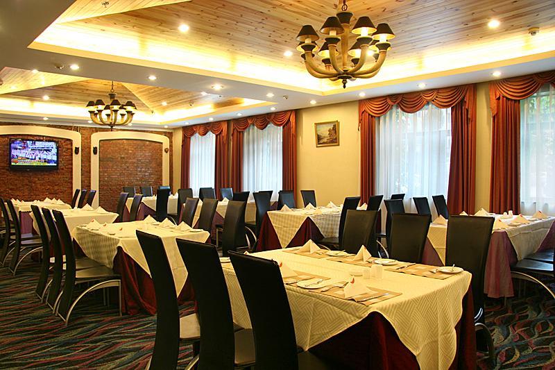 北京市东街金龙温泉公寓405室是什么公司?