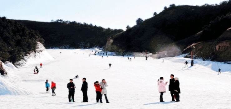 元宝山滑雪场