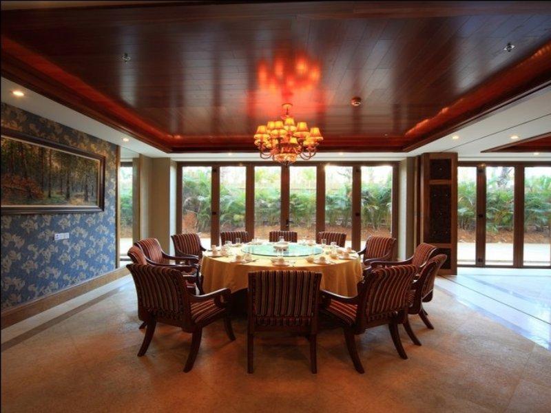 万宁兴隆老榕树酒店