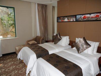 仁怀国酒门温泉酒店