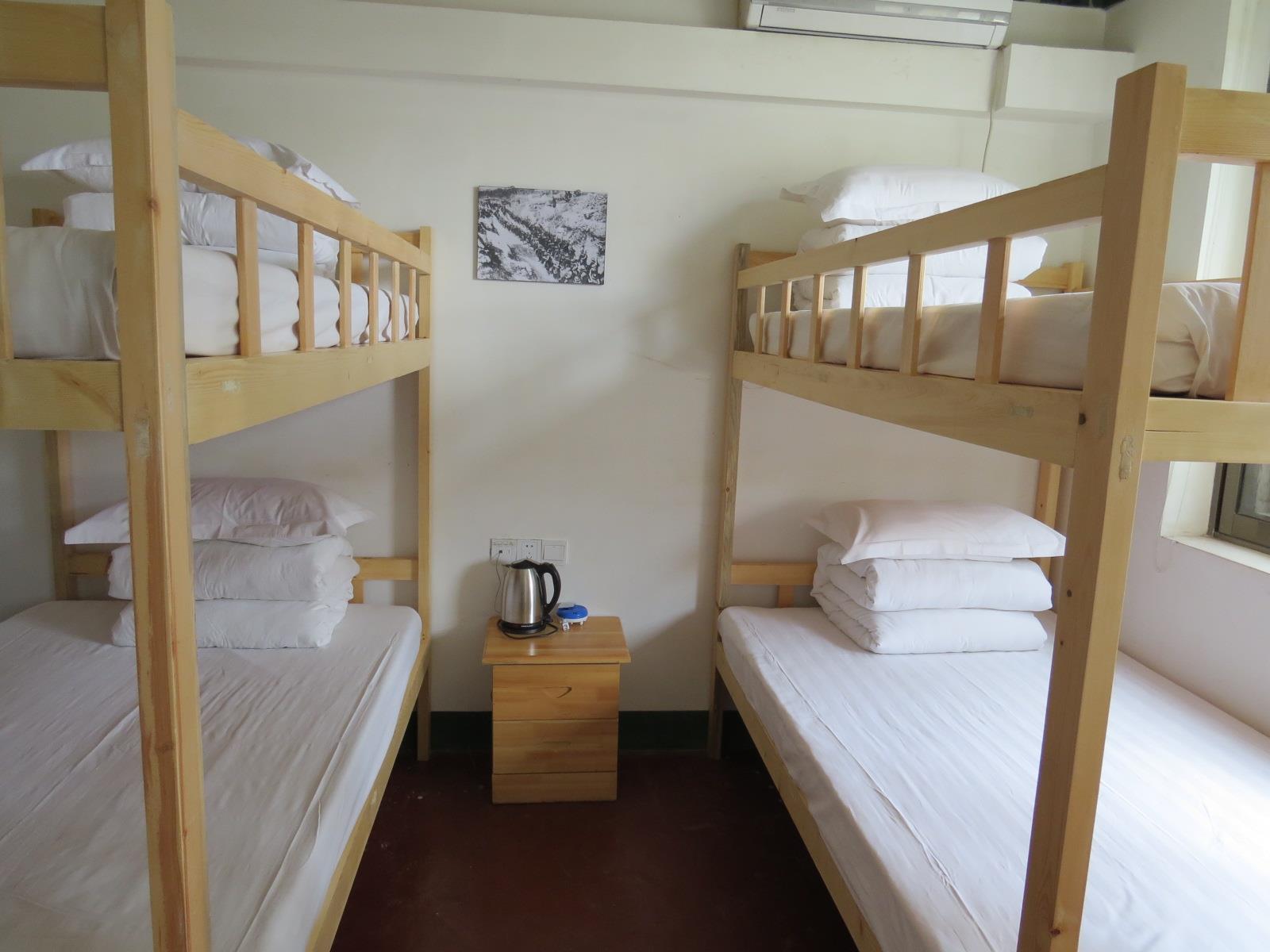 枣庄台儿庄复兴酒店1938军营客栈图片_订房114