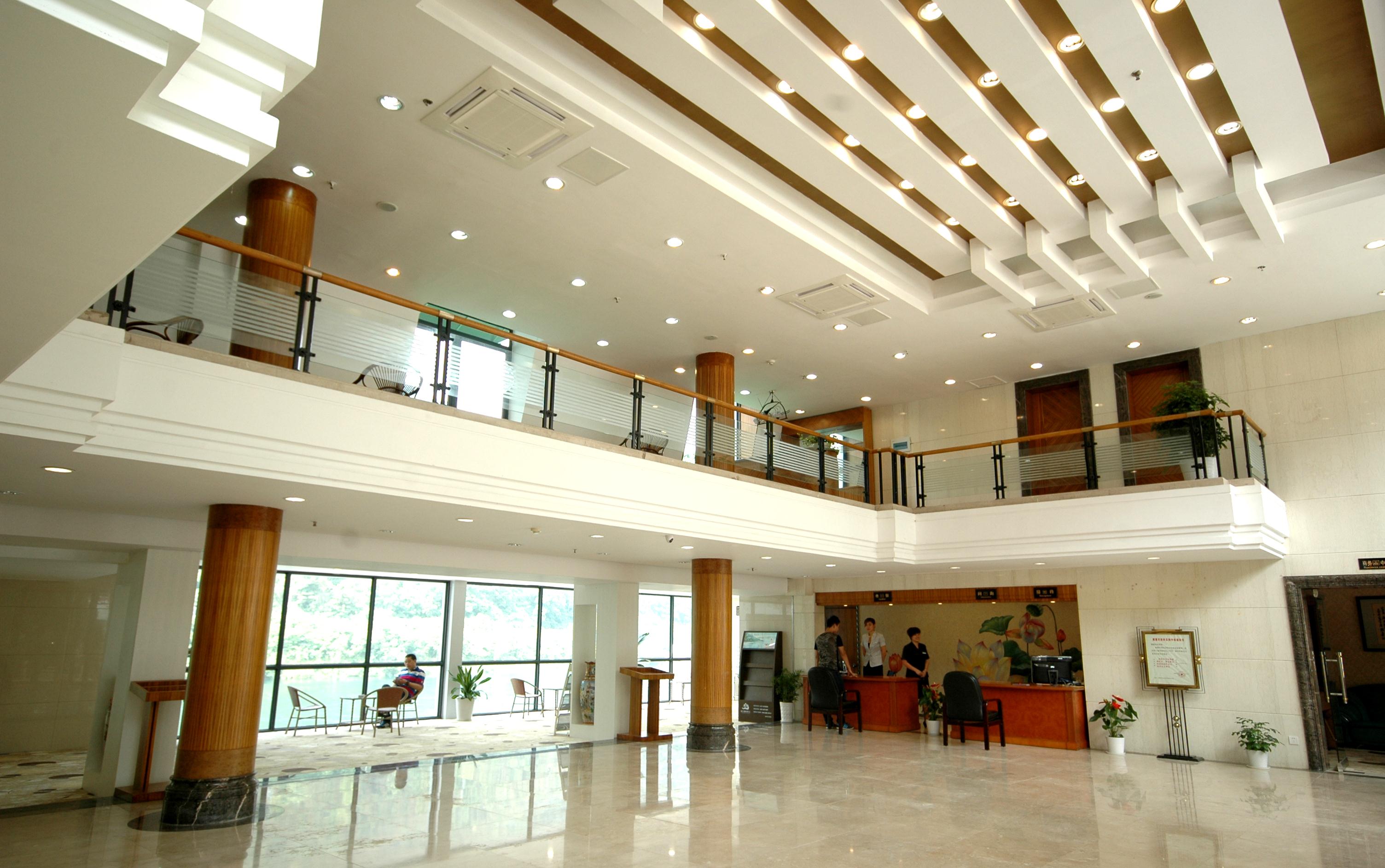 浙江省经贸培训中心(建德金茂大饭店)